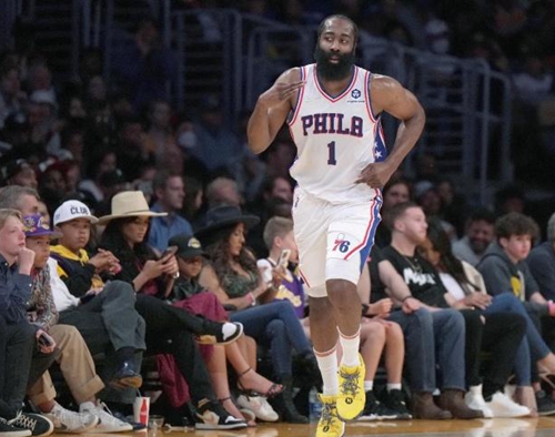 续约报价并 续约报价并