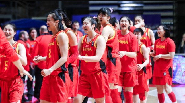 中锋摇摆人 中锋摇摆人